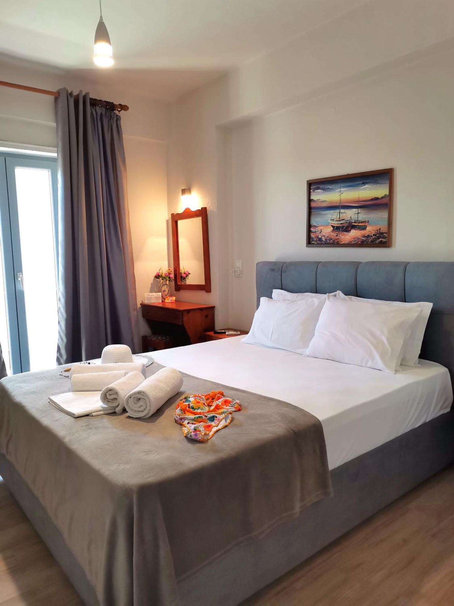 Studios Lia Adults Only -Fully Renovated Chrysi Ammoudia Bagian luar foto