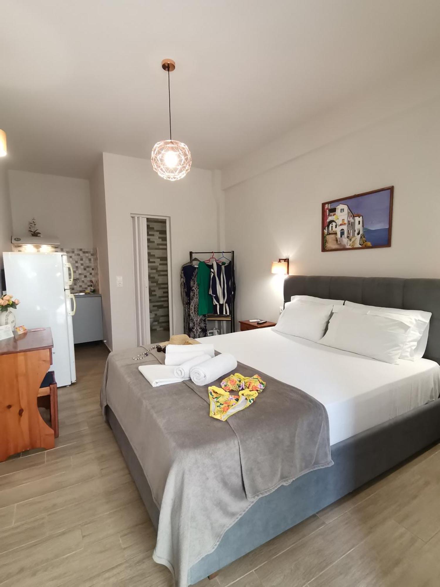 Studios Lia Adults Only -Fully Renovated Chrysi Ammoudia Bagian luar foto